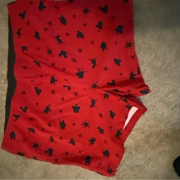 Plus size women’s 3x torrid  Disney shorts red with black Mickey ears - Picture 5 of 14